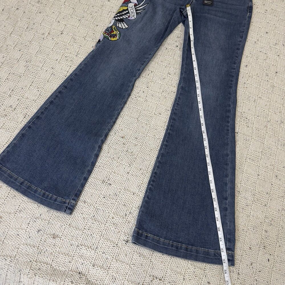 Ed Hardy Women Flare Jeans 28 NWT New York City Skull Eagle Embroidered Y2KDenim - Picture 13 of 14